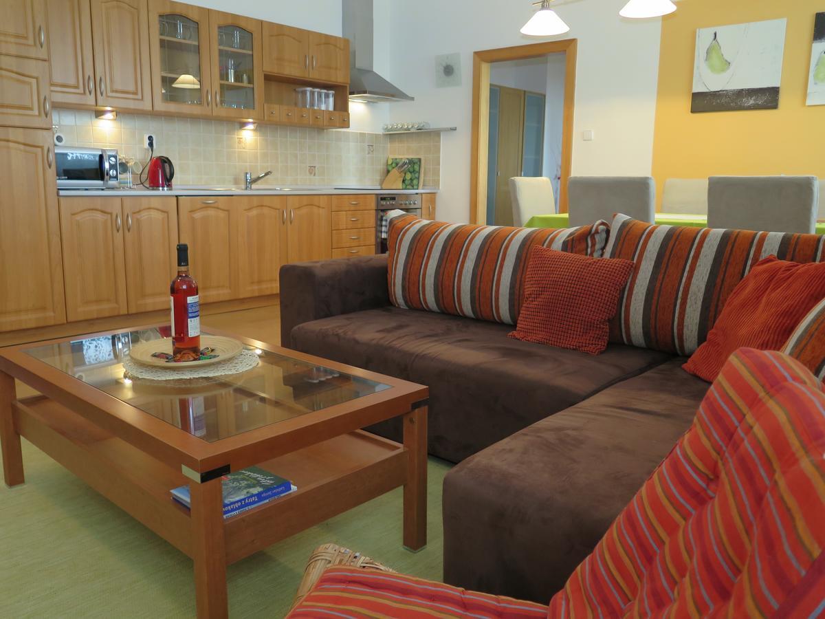 Apartman Penzak วิสโซเค ดาตรี ภายนอก รูปภาพ